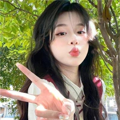 黛妃与女王
